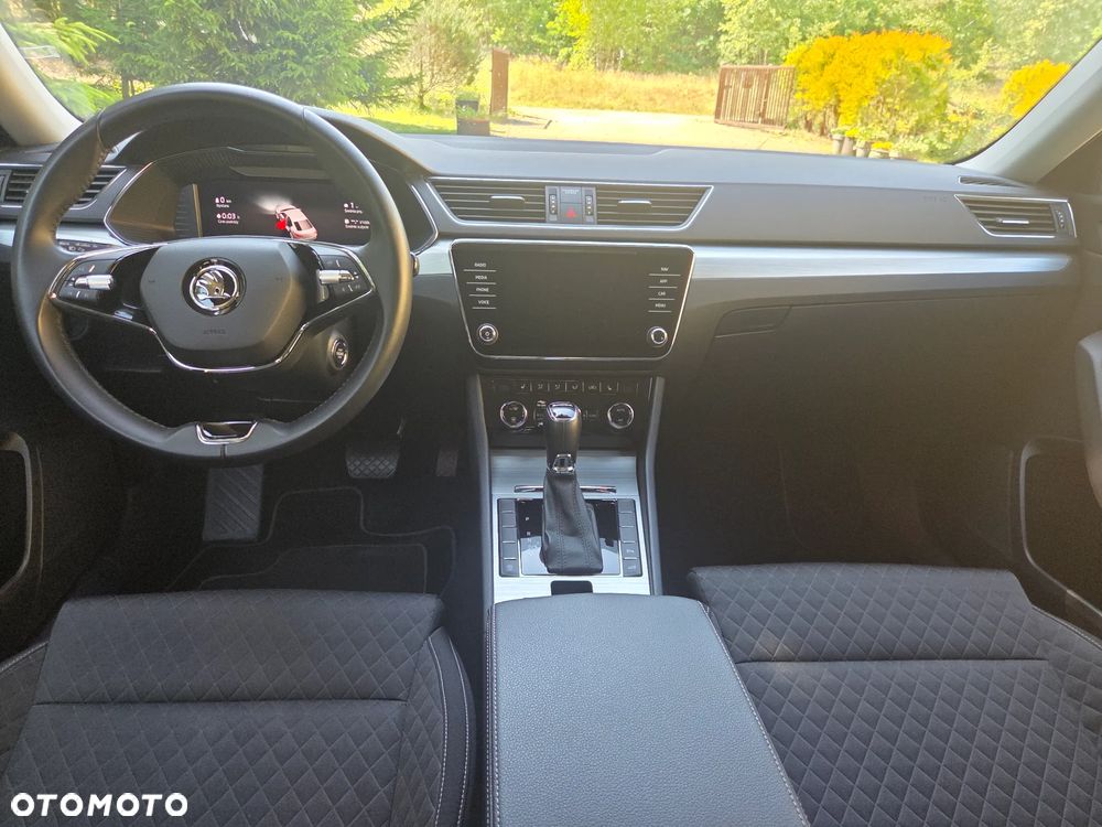 Skoda Superb 1.5 TSI Ambition DSG - 11