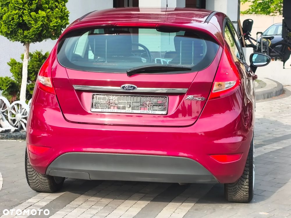 Ford Fiesta 1.25 Titanium EU5 - 13