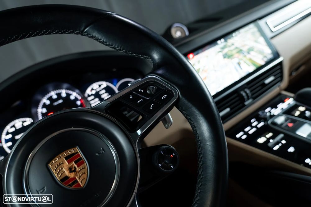 Porsche Cayenne E-Hybrid - 13