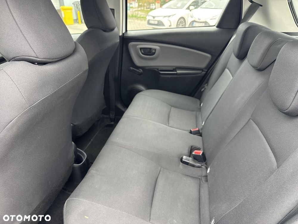 Toyota Yaris - 13