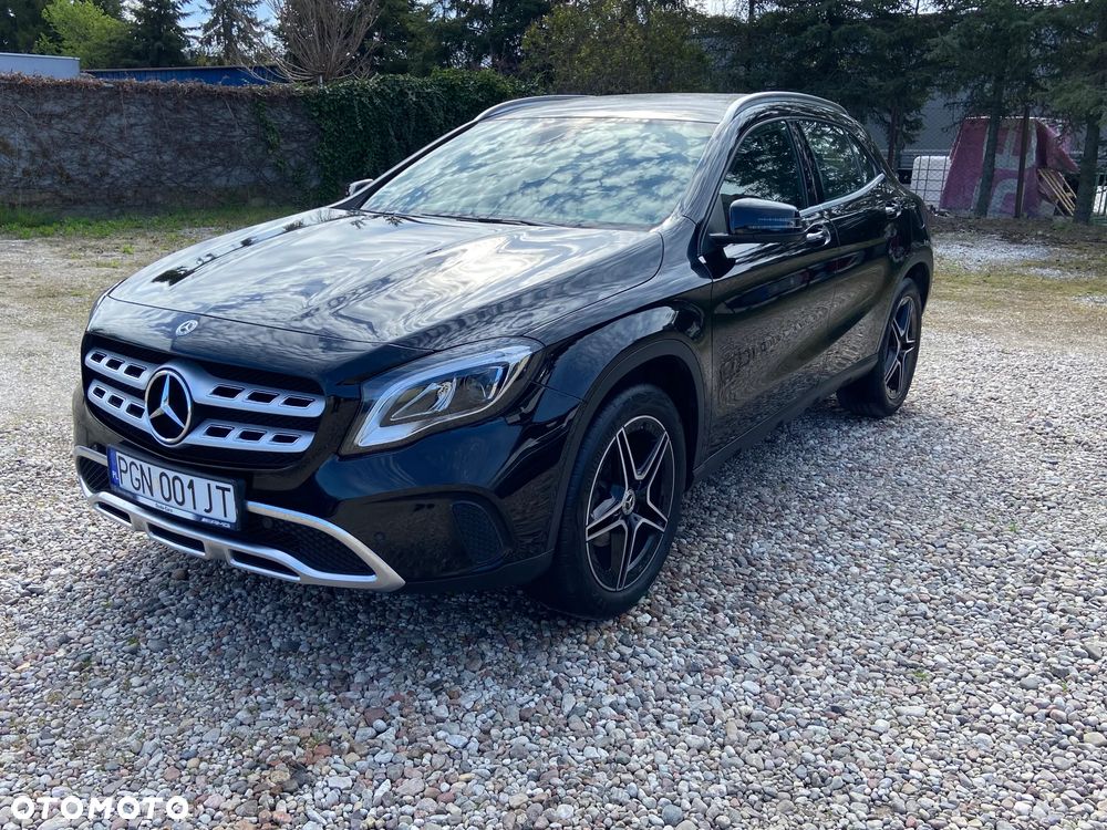 Mercedes-Benz GLA - 5