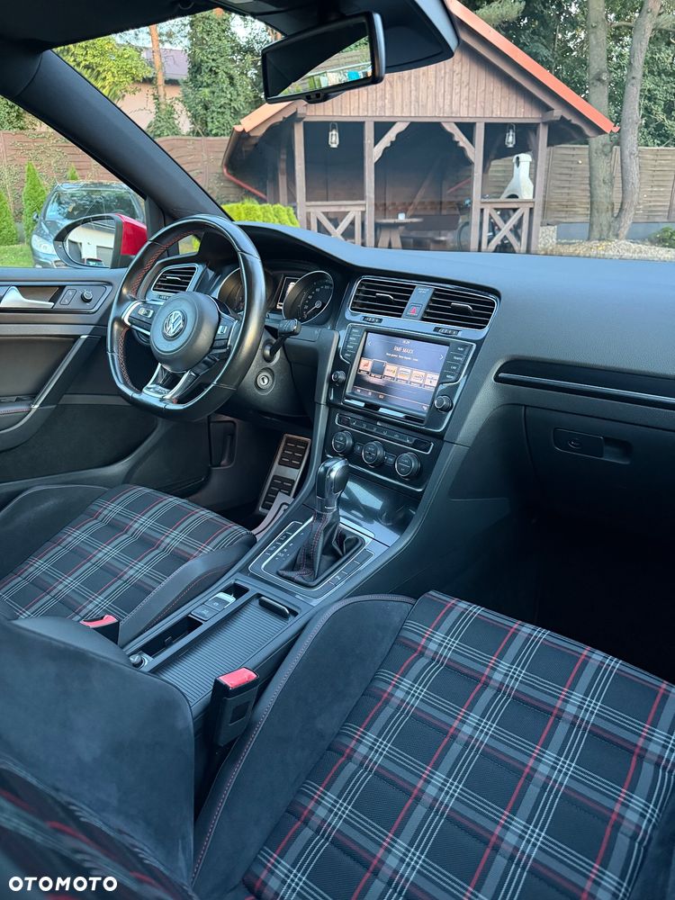 Volkswagen Golf 2.0 TSI BMT GTI DSG - 28