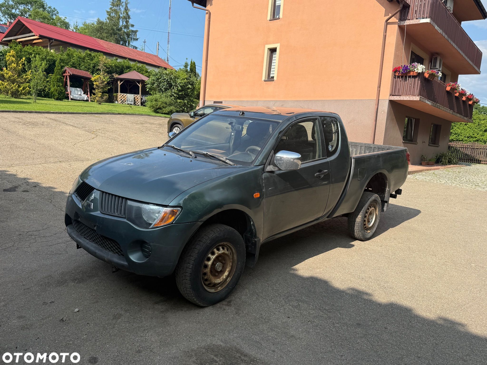 Mitsubishi L200 - 1
