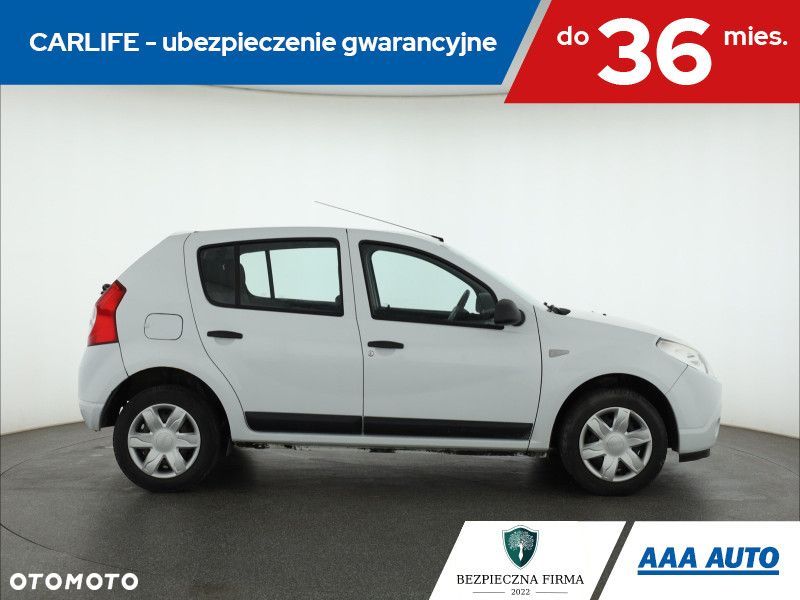 Dacia Sandero - 8