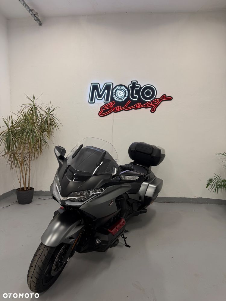 Honda GL - 6