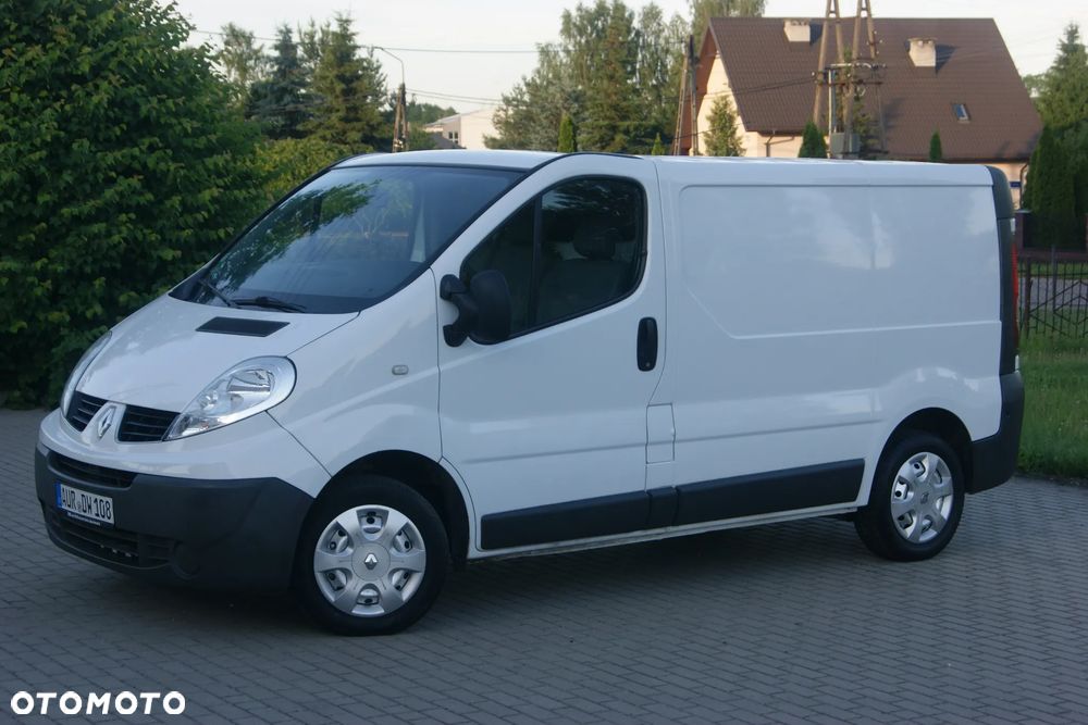 Renault TRAFIC - 10