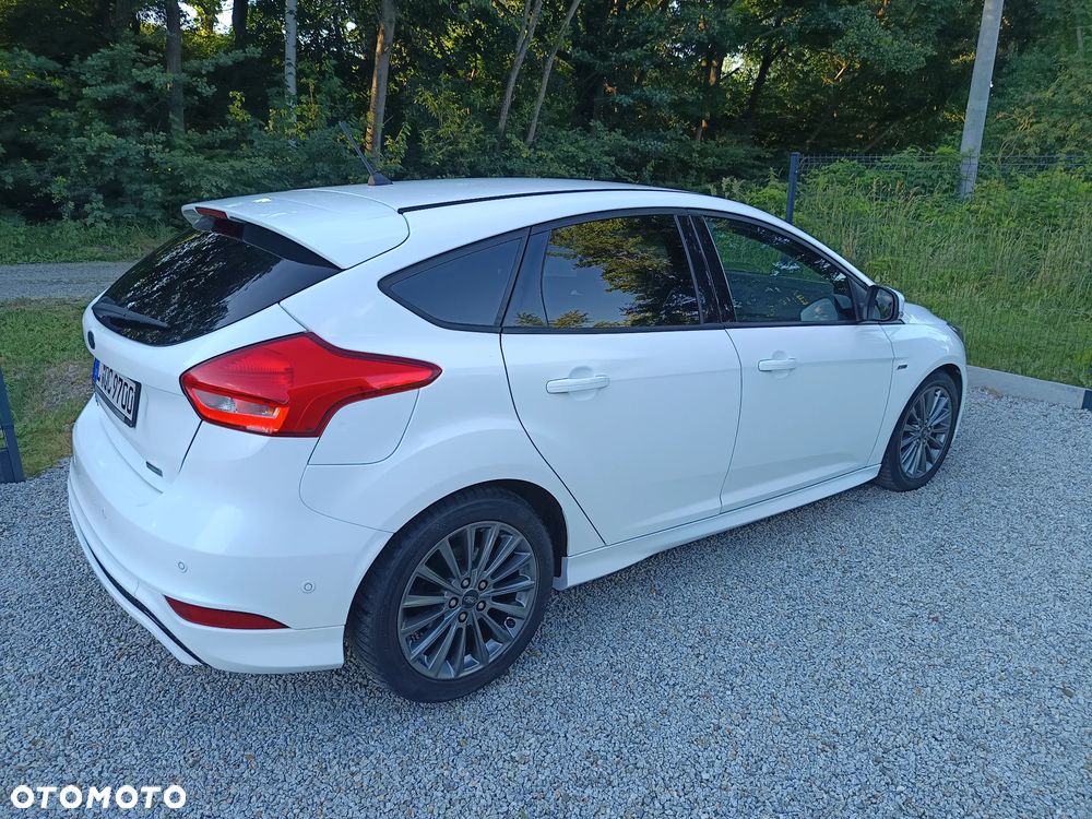Ford Focus 1.0 EcoBoost Start-Stopp-System ST-LINE - 6