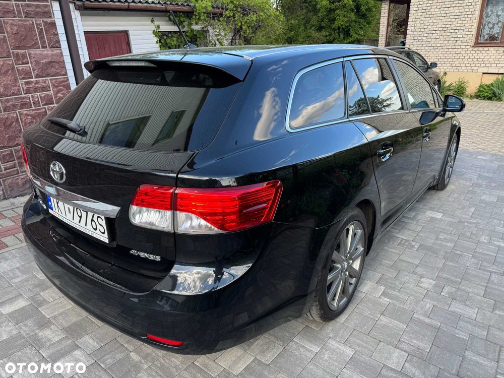 Toyota Avensis - 6