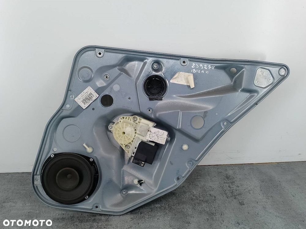 PODNOŚNIK SZYBY PRAWY TYŁ Z STELAŻEM SEAT IBIZA III 6L4839752AJ  6Q0959812B - 6
