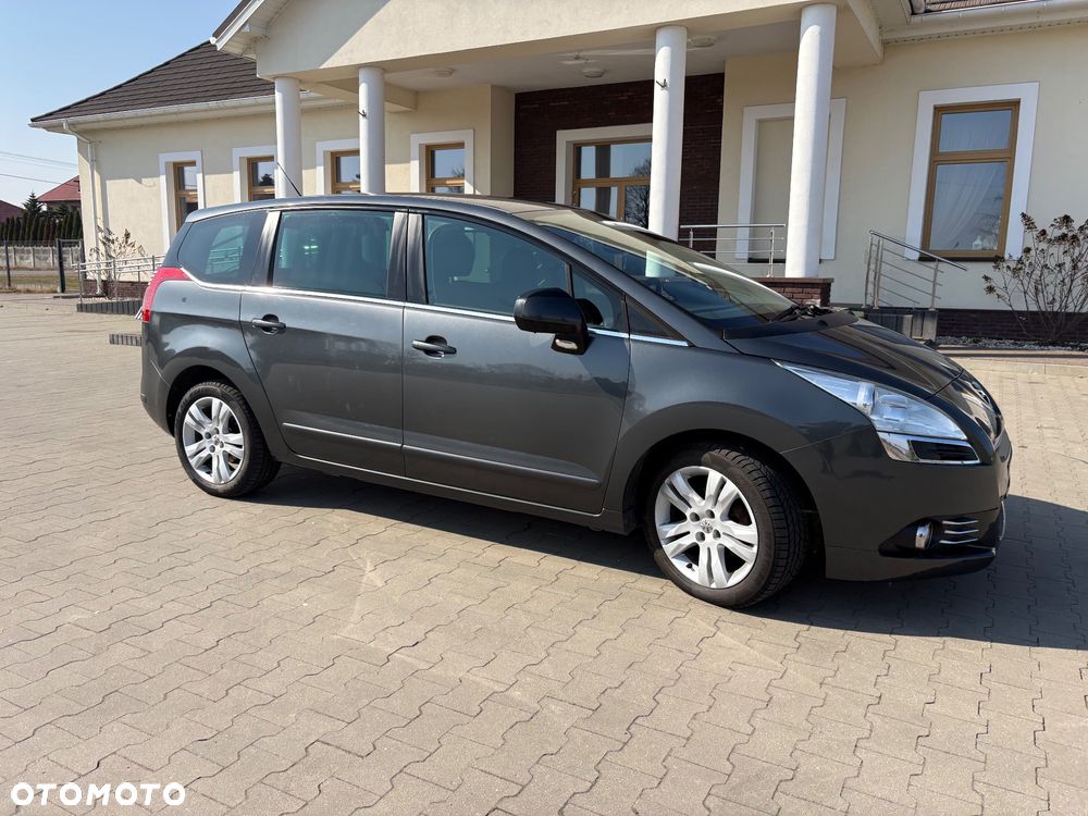 Peugeot 5008 HDI FAP 110 Premium - 3