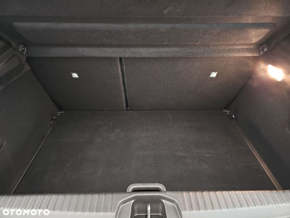 Renault Clio 1.0 TCe Evolution - 29