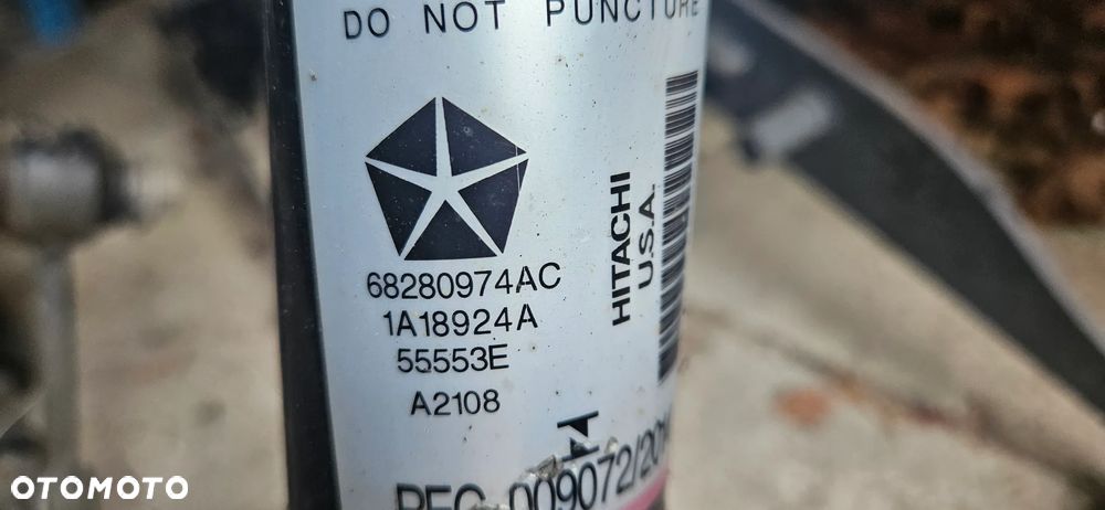 Dodge Durango III LIFT 2017- 3.6 V6 AWD RWD Amortyzator przód prawy lewy Amortyzator przedni prawy lewy Kompletny Sprężyna 68280975AC 68280974AC 68280974AC 68280980AC 68280981AC - 16