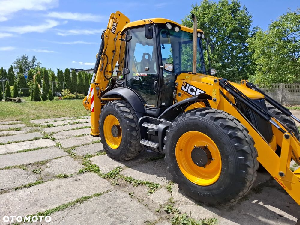 JCB 4CX - 9