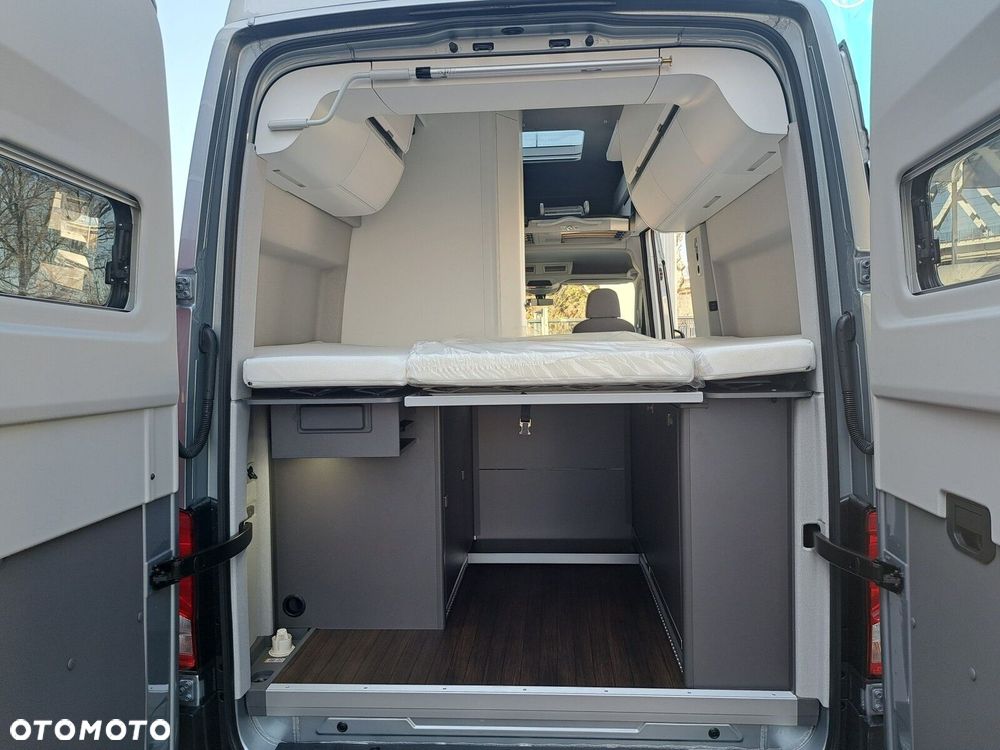 Volkswagen Crafter - 12