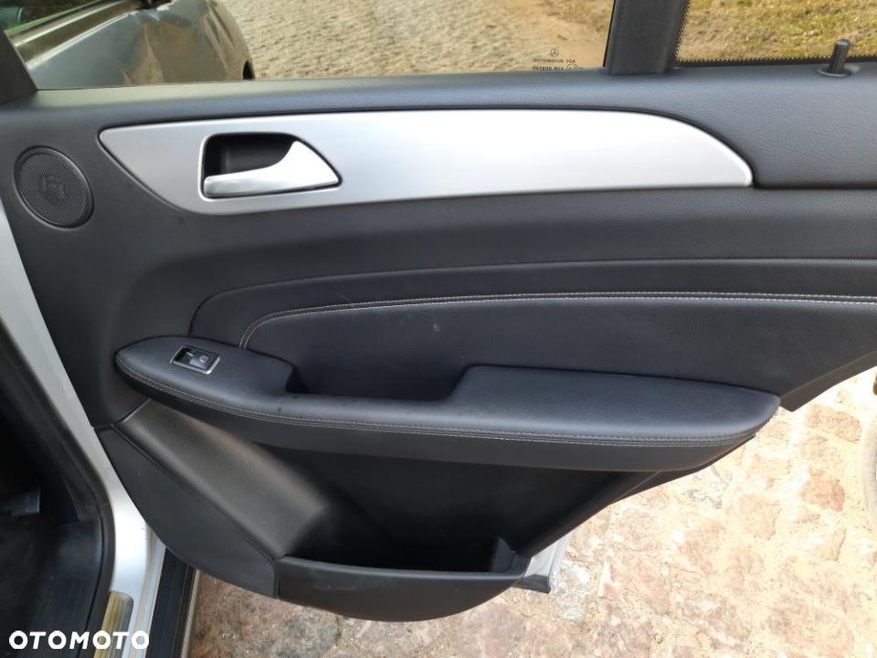 Mercedes-Benz ML 350 BlueTEC 4-Matic - 17