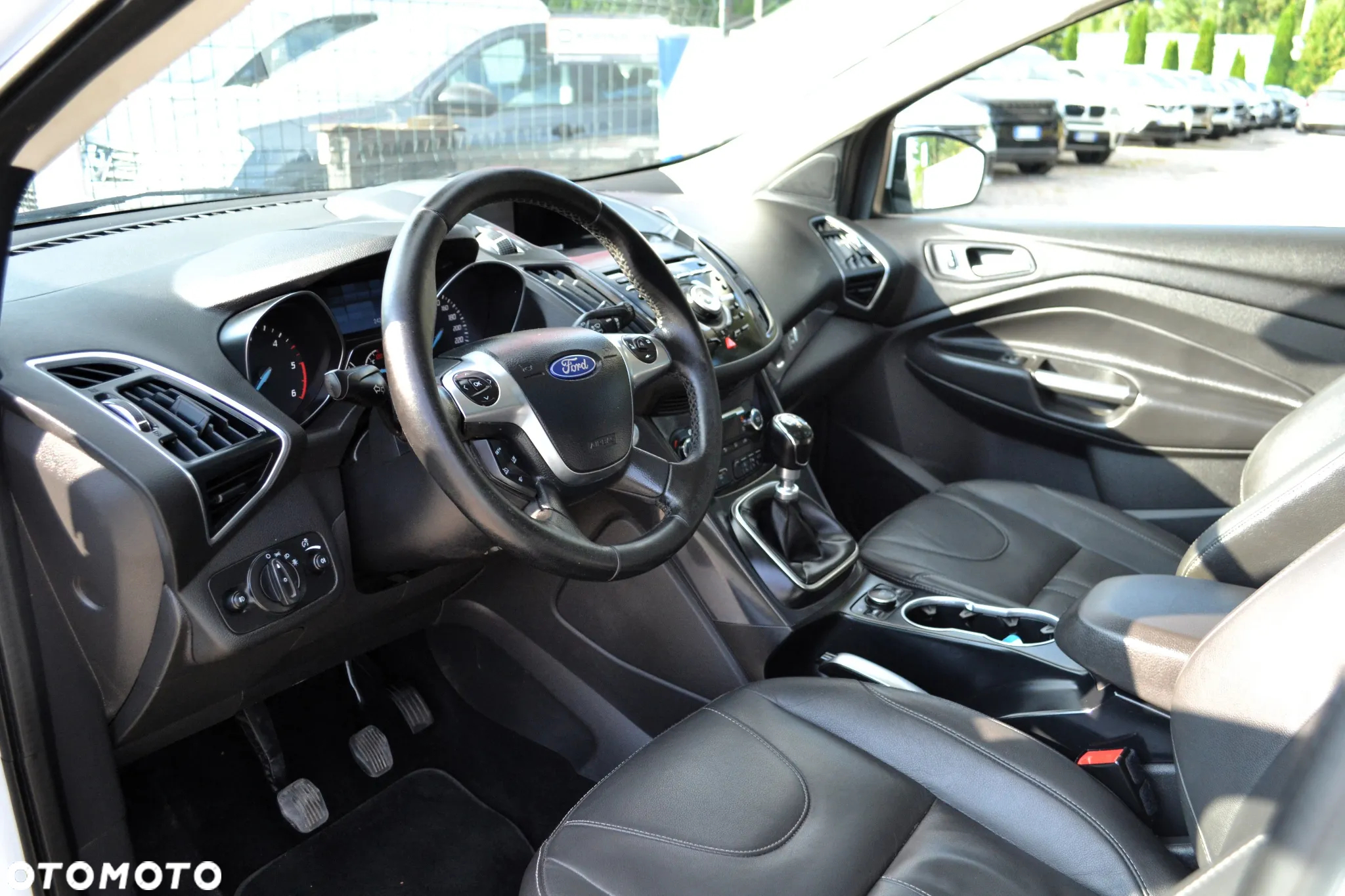 Ford Kuga 2.0 TDCi Titanium - 8