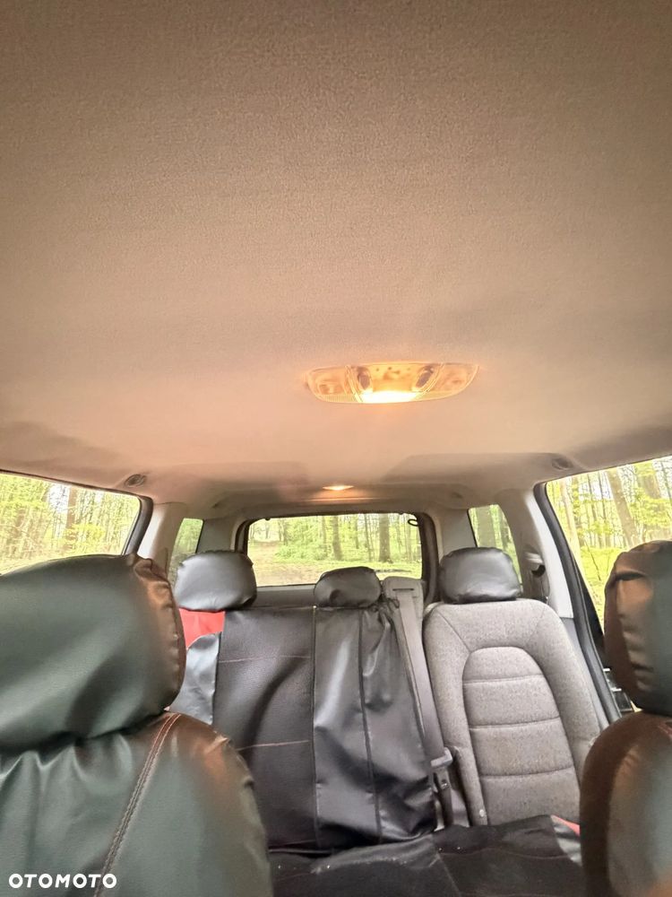 Ford Explorer 4.0 AWD - 9