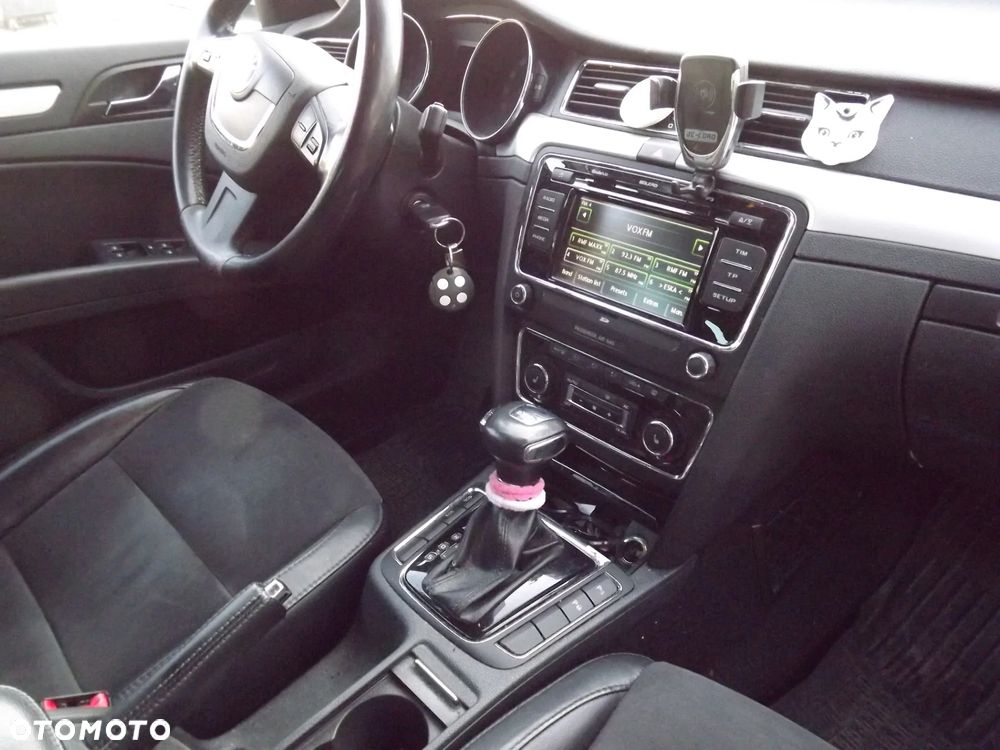 Skoda Superb 1.8 TSI DSG Elegance - 10
