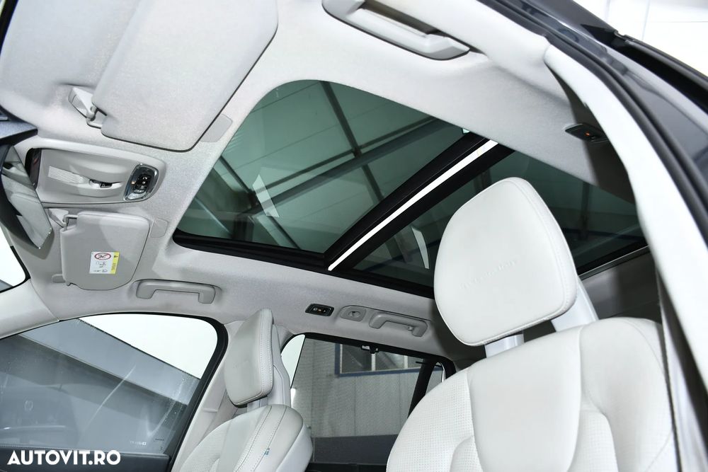 Volvo XC 90 T8 Twin Engine AWD Inscription - 17