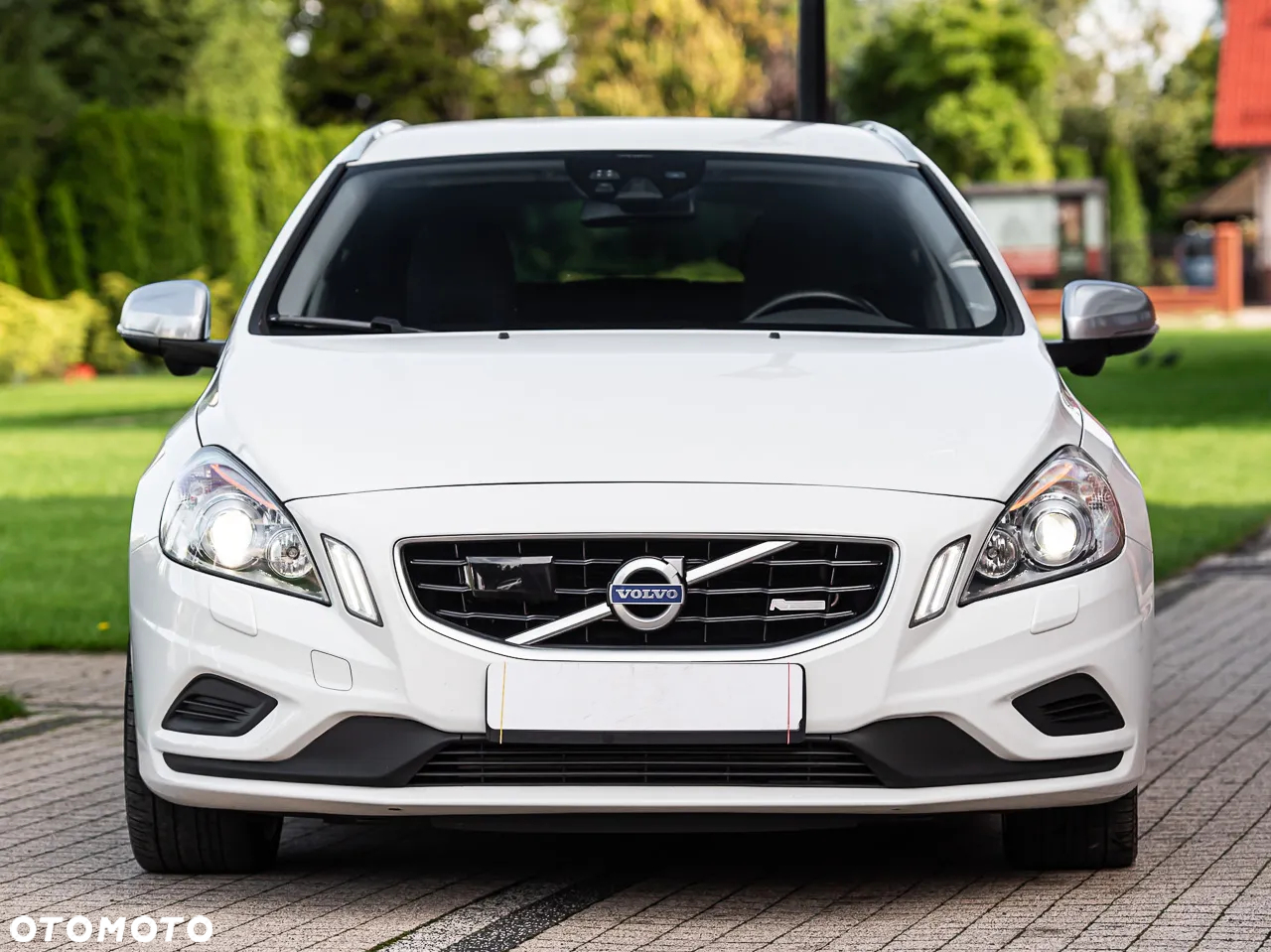 Volvo V60 T5 R-Design - 4