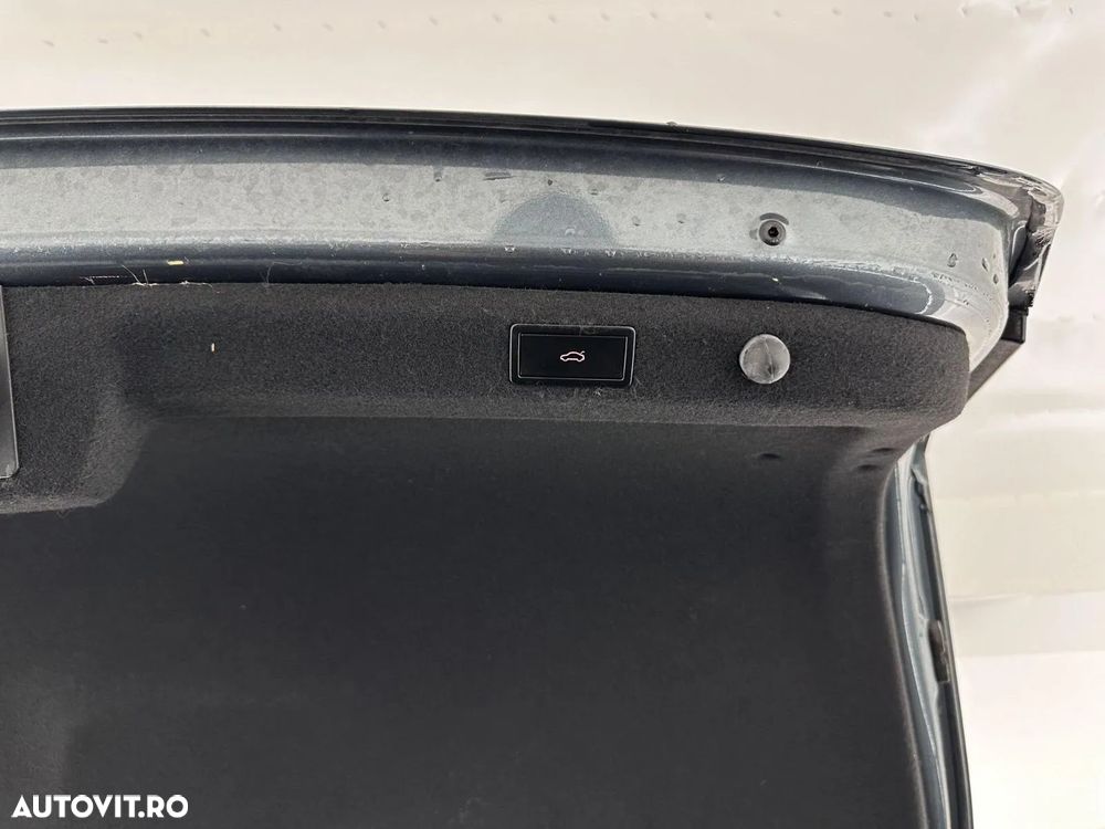 Skoda Superb 2.0 TDI Premium Edition - 28