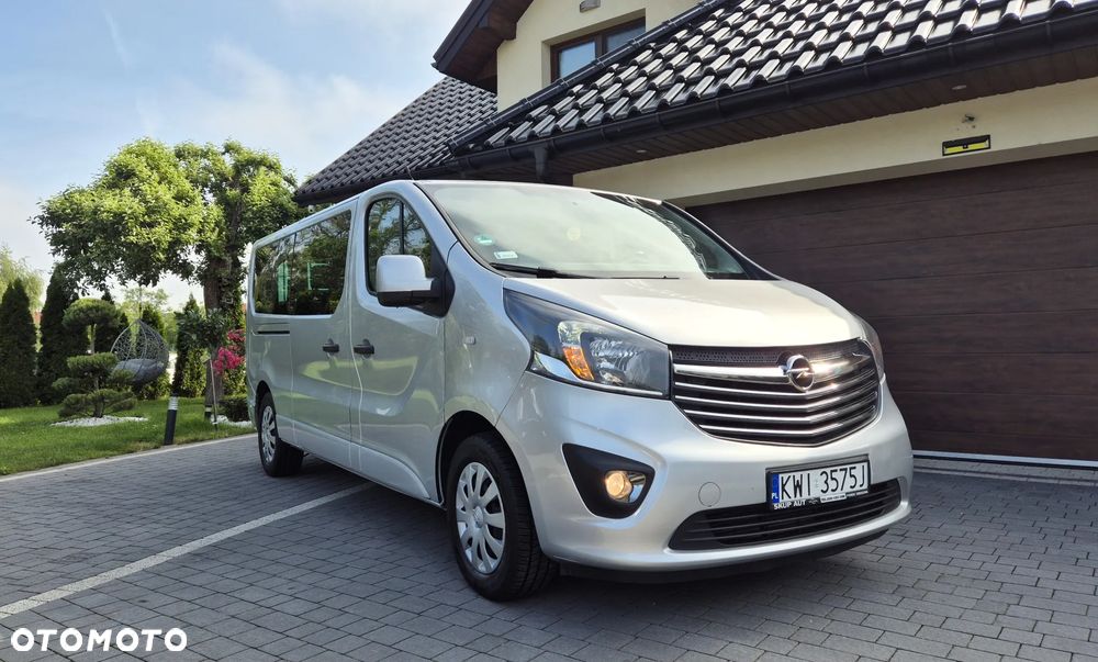 Opel Vivaro L2H1 2,9t Elegance Business - 33