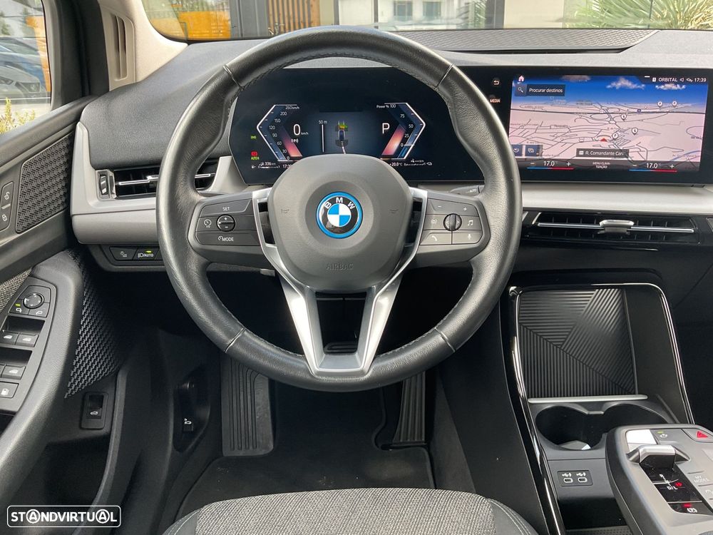 BMW 225xe Active Tourer e xDrive - 24