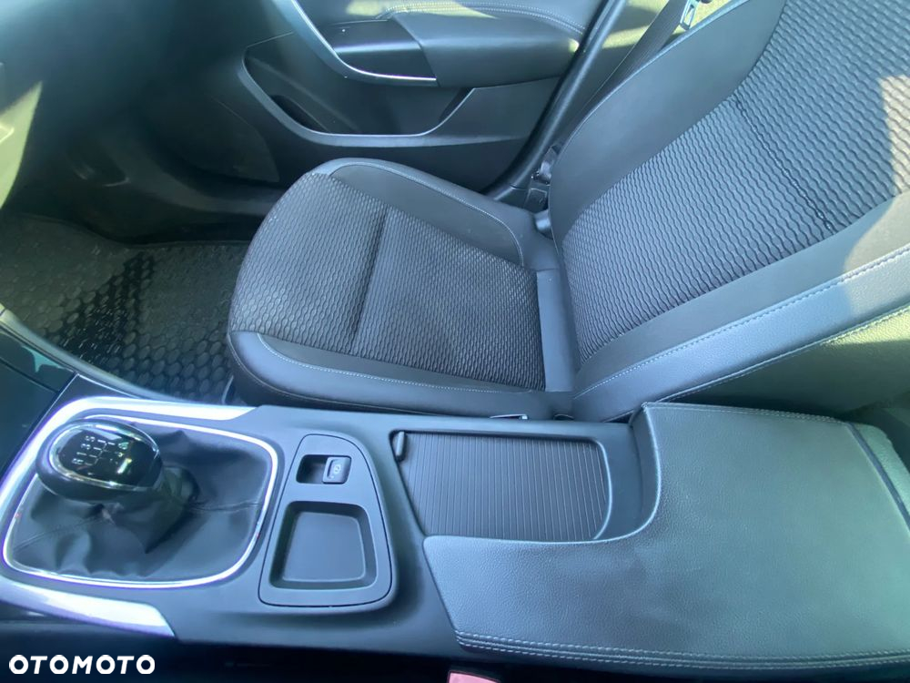 Opel Insignia 2.0 CDTI Executive S&S - 6