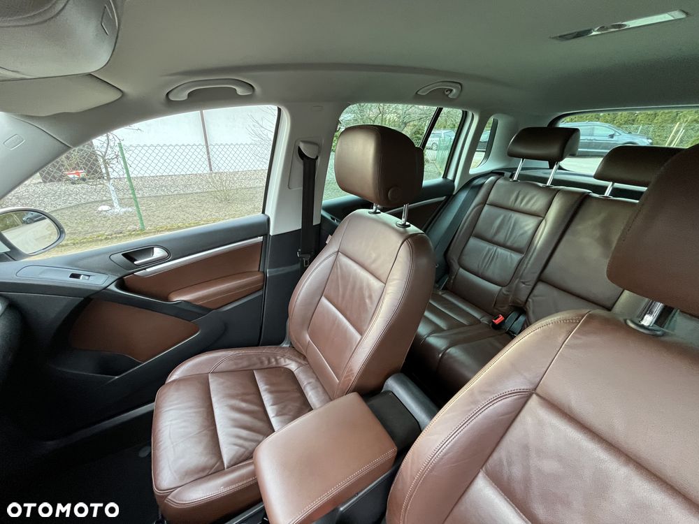 Volkswagen Tiguan 2.0 TDI DPF BlueMotion Technology Cup Sport & Style - 23