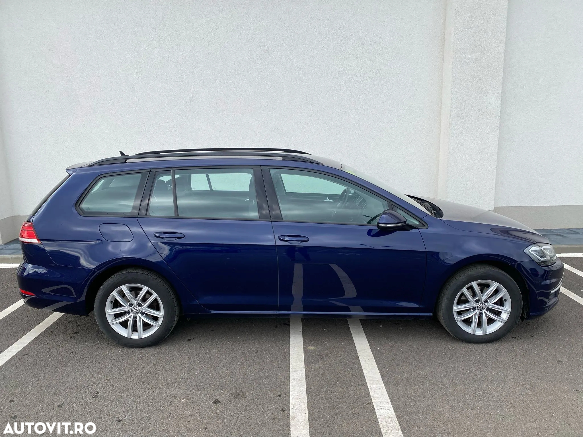 Volkswagen Golf 2.0 TDI SCR DSG Comfortline - 15
