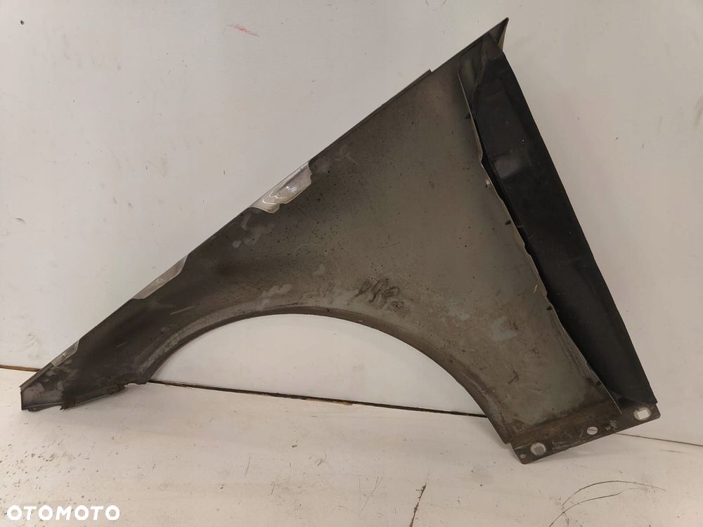 mercedes w204 07-15 bŁotnik prawy przÓd przedni lak:c723 - 5