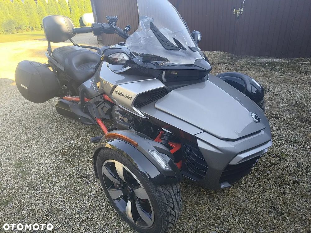 Can-Am Spyder - 8
