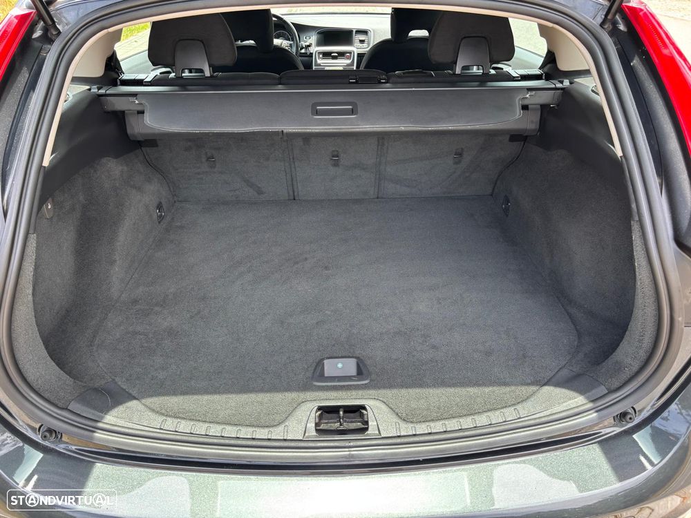 Volvo V60 DRIVe - 9