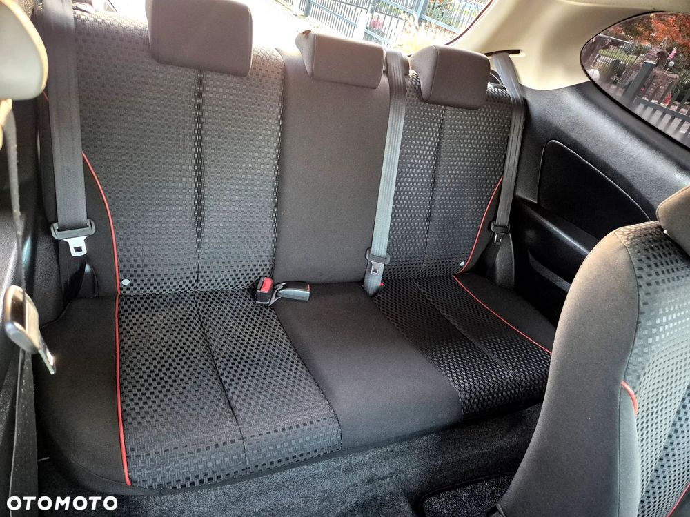 Ford Mondeo 2.5 Black Magic - 18