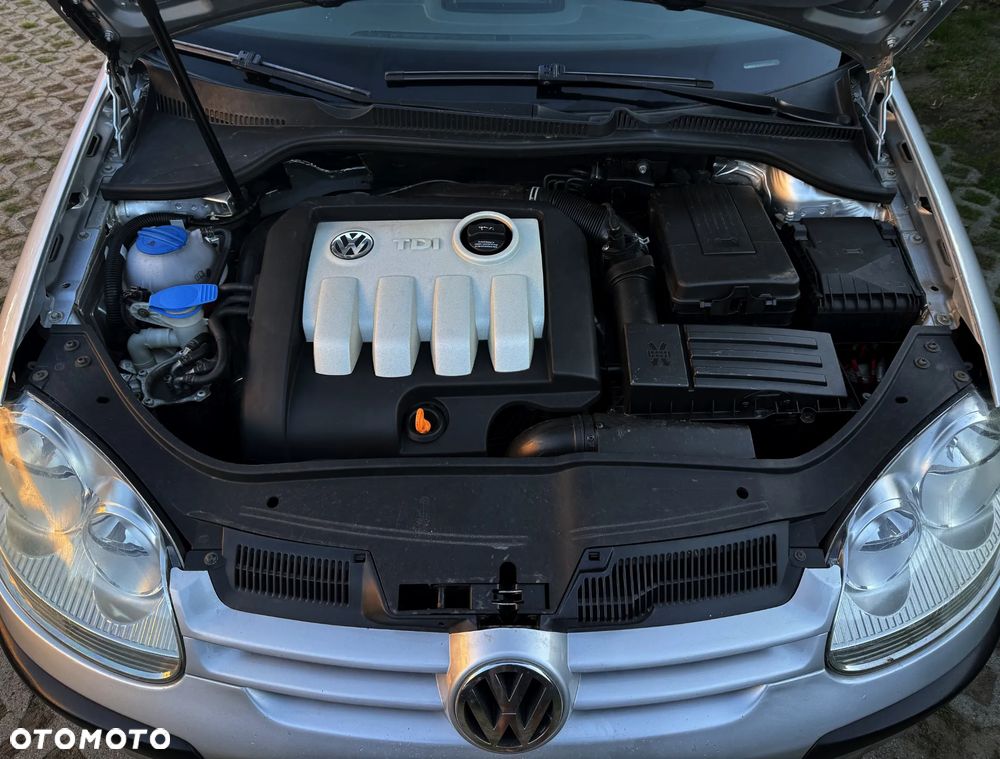 Volkswagen Golf V 1.9 TDI Trendline - 29