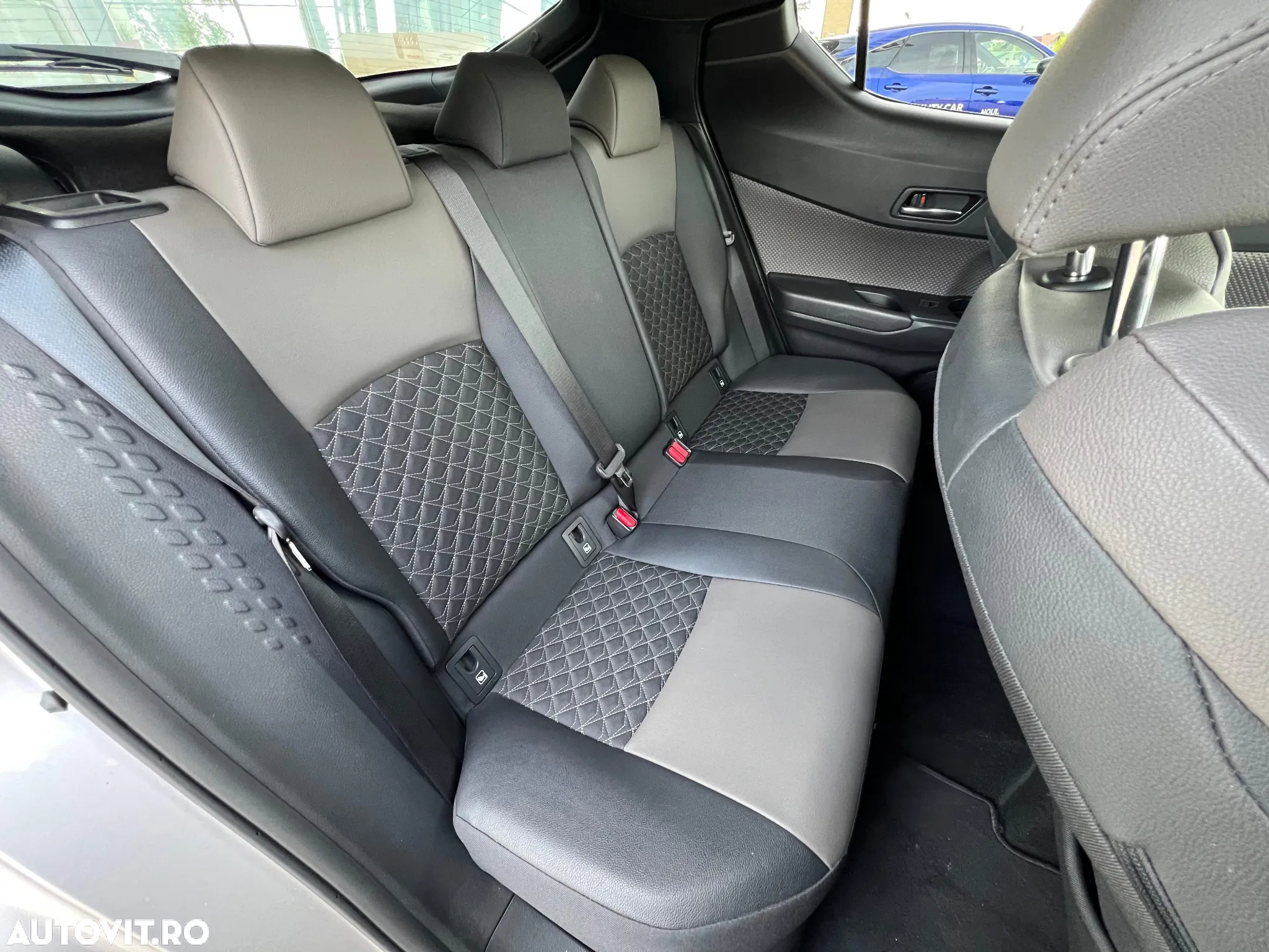 Toyota C-HR 2.0 HSD 184 CP 4x2 CVT Classy - 14