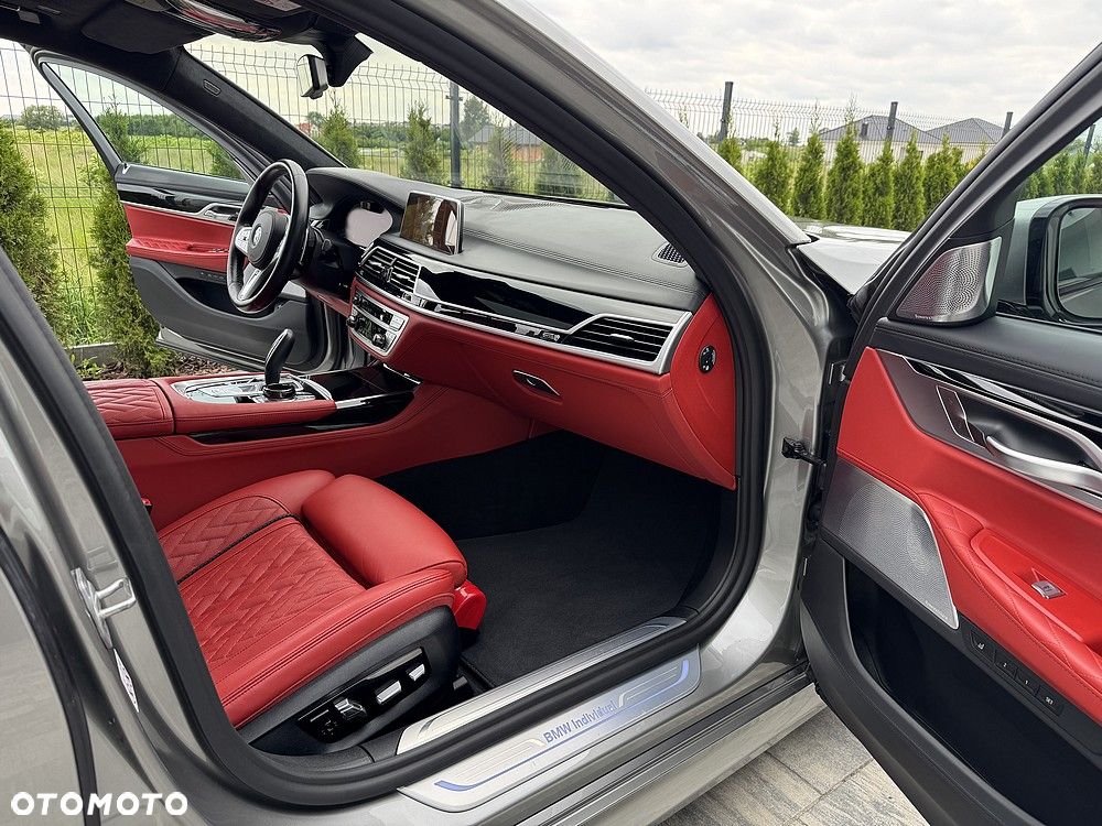 BMW Seria 7 750Ld xDrive sport - 35