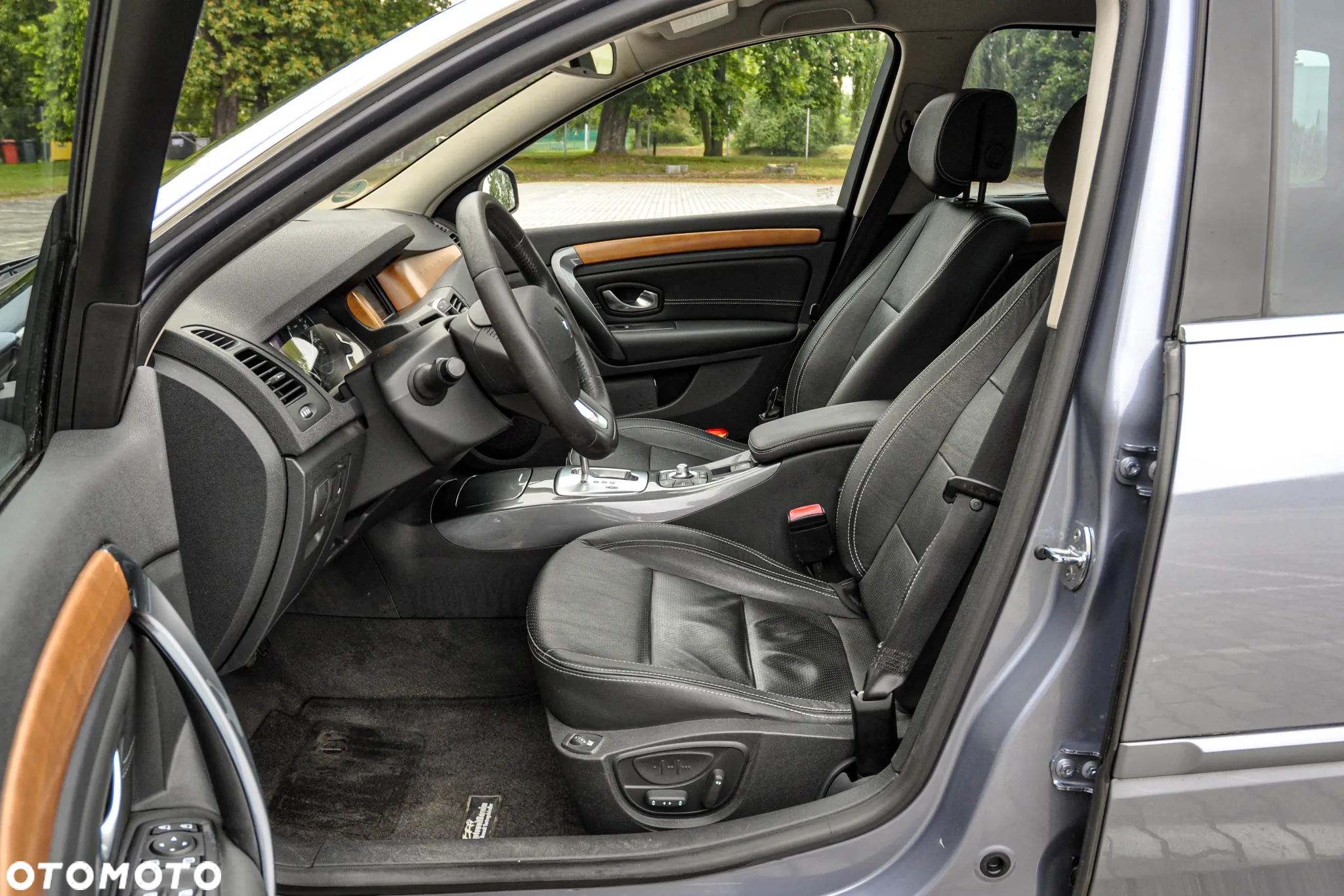Renault Laguna 2.0 DCi Initiale - 7