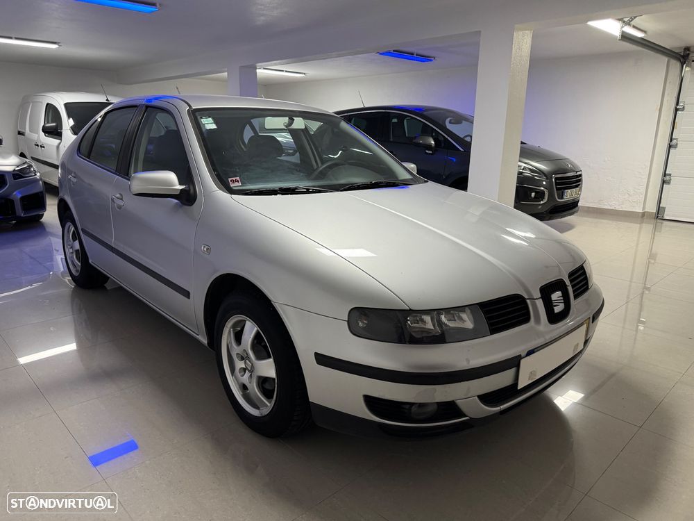 SEAT Leon 1.4 16V Confort JE+AC - 2