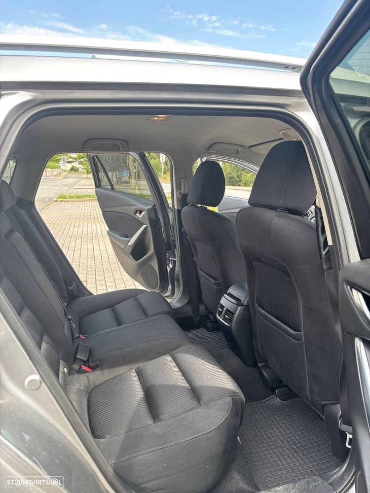 Mazda 6 2.2 SKY-D Excellence Navi - 12