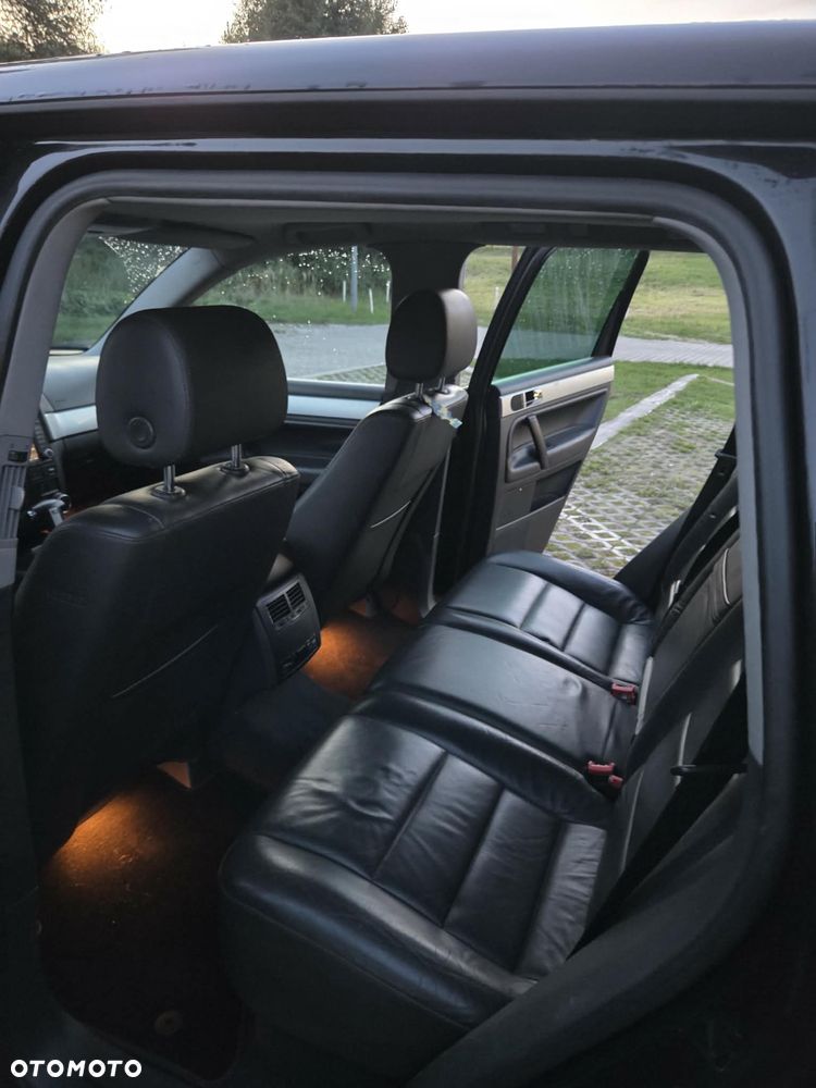 Volkswagen Touareg - 3