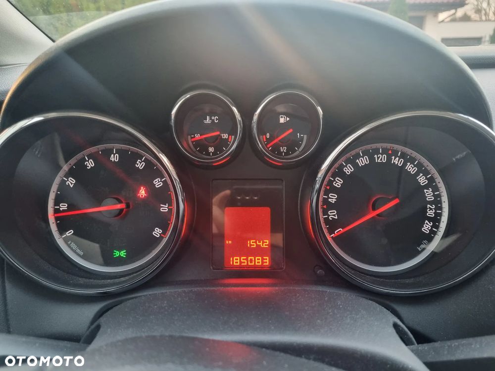 Opel Astra 1.4 T Cosmo - 6