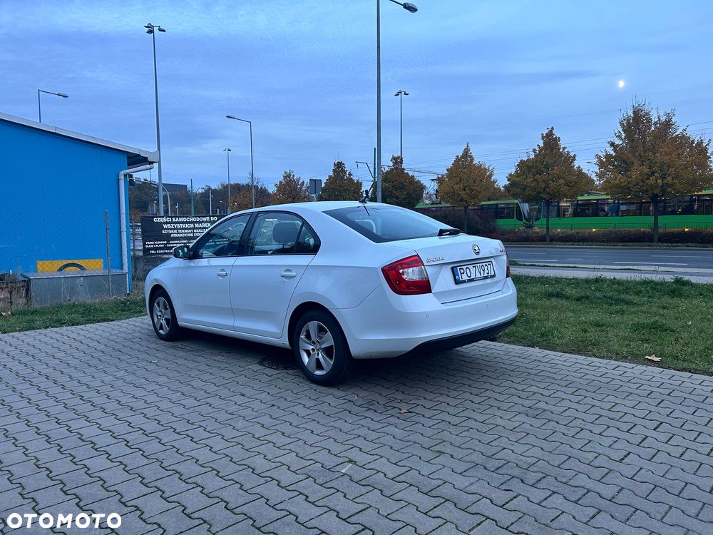 Skoda RAPID 1.2 TSI Ambition - 3