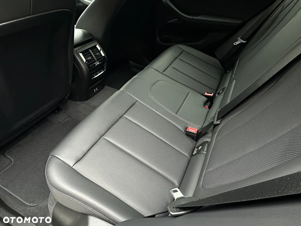 BMW X3 - 21