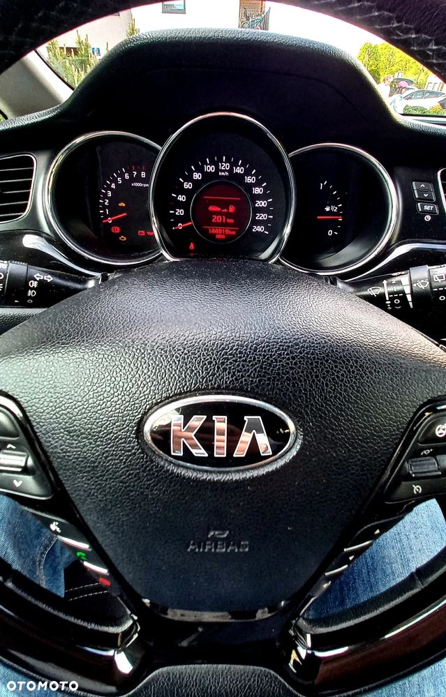 Kia Ceed 1.6 GDI Business Line - 10
