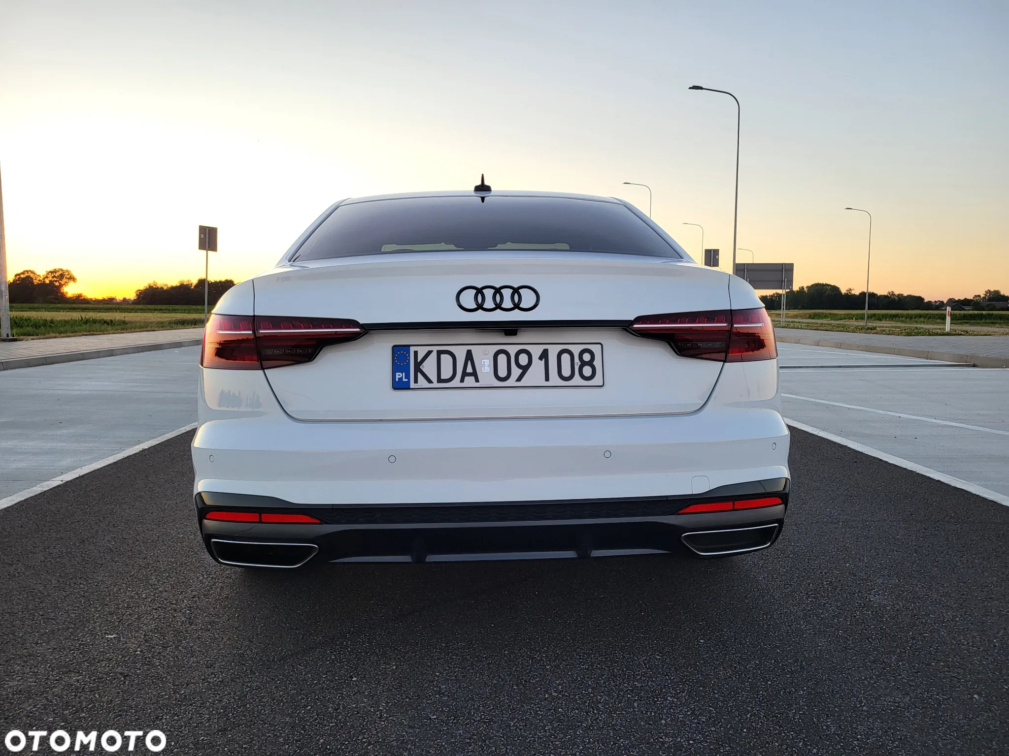 Audi A4 40 TDI S tronic S line - 11