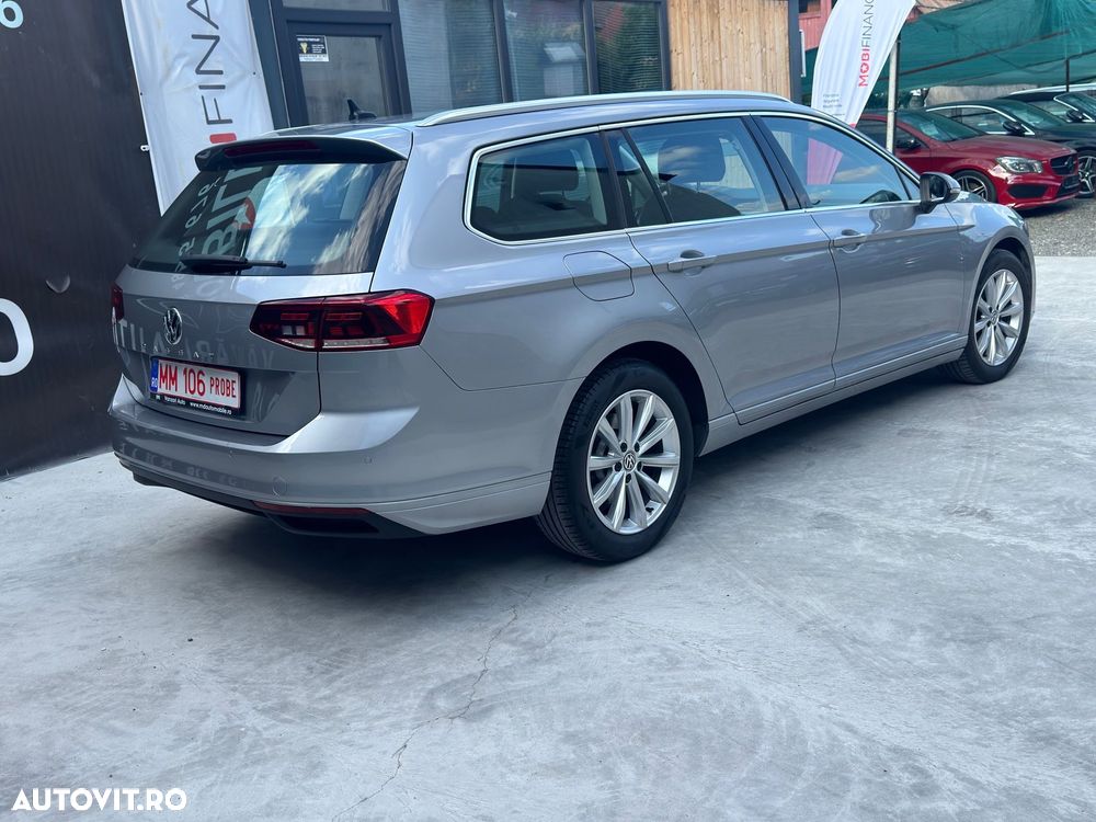 Volkswagen Passat - 4