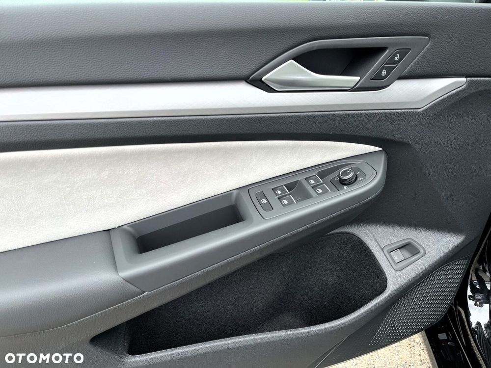 Volkswagen Golf Variant 1.5 TSI Life Plus - 12