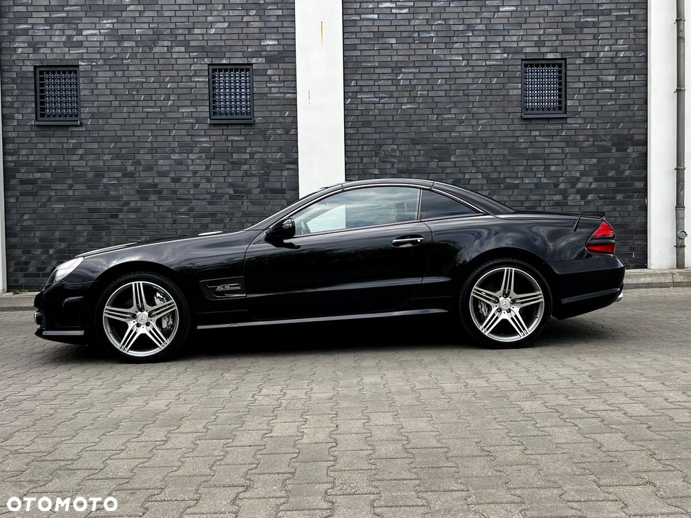 Mercedes-Benz SL 63 AMG - 27