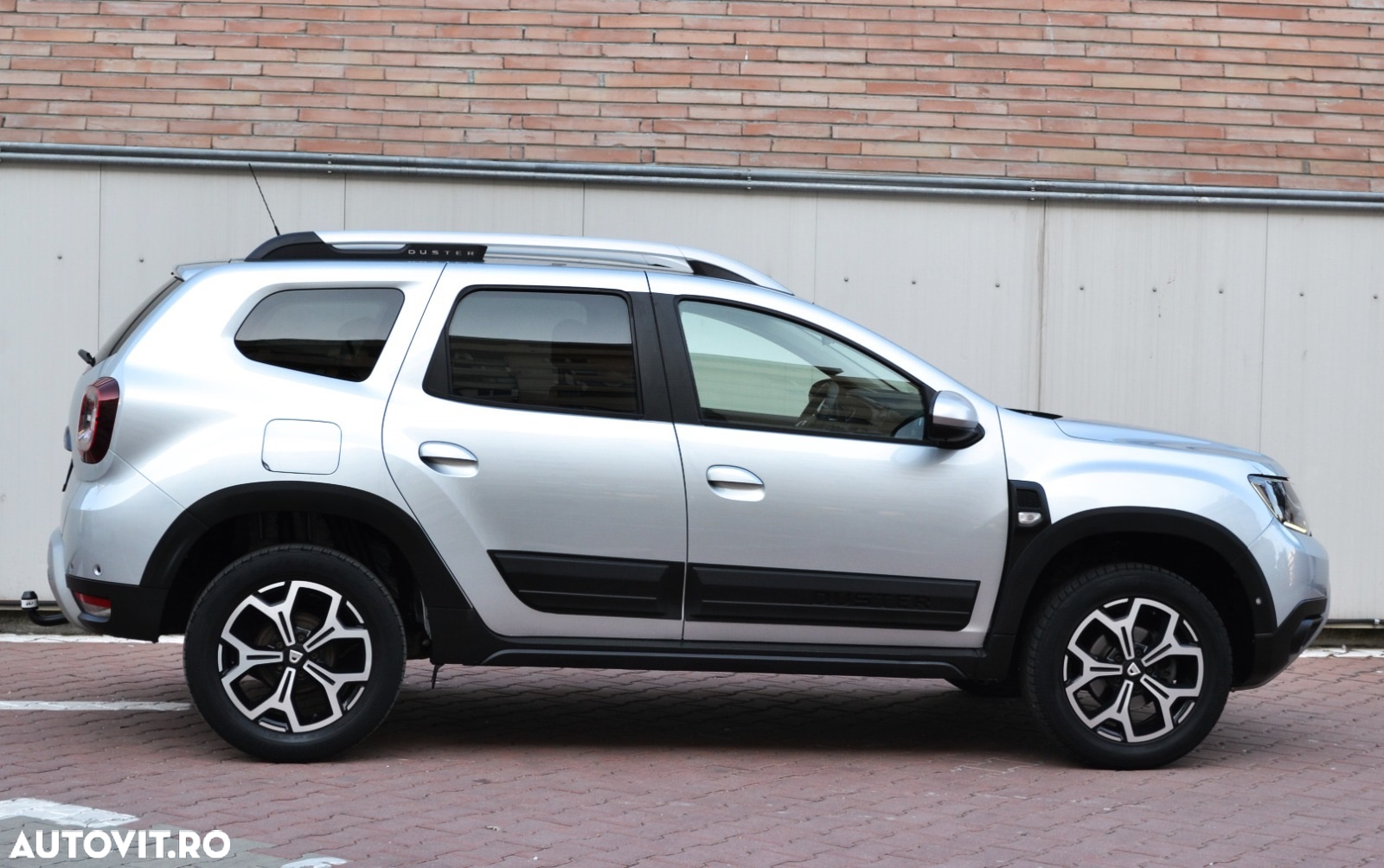 Dacia Duster TCe 130 GPF Prestige jante 17" - 11